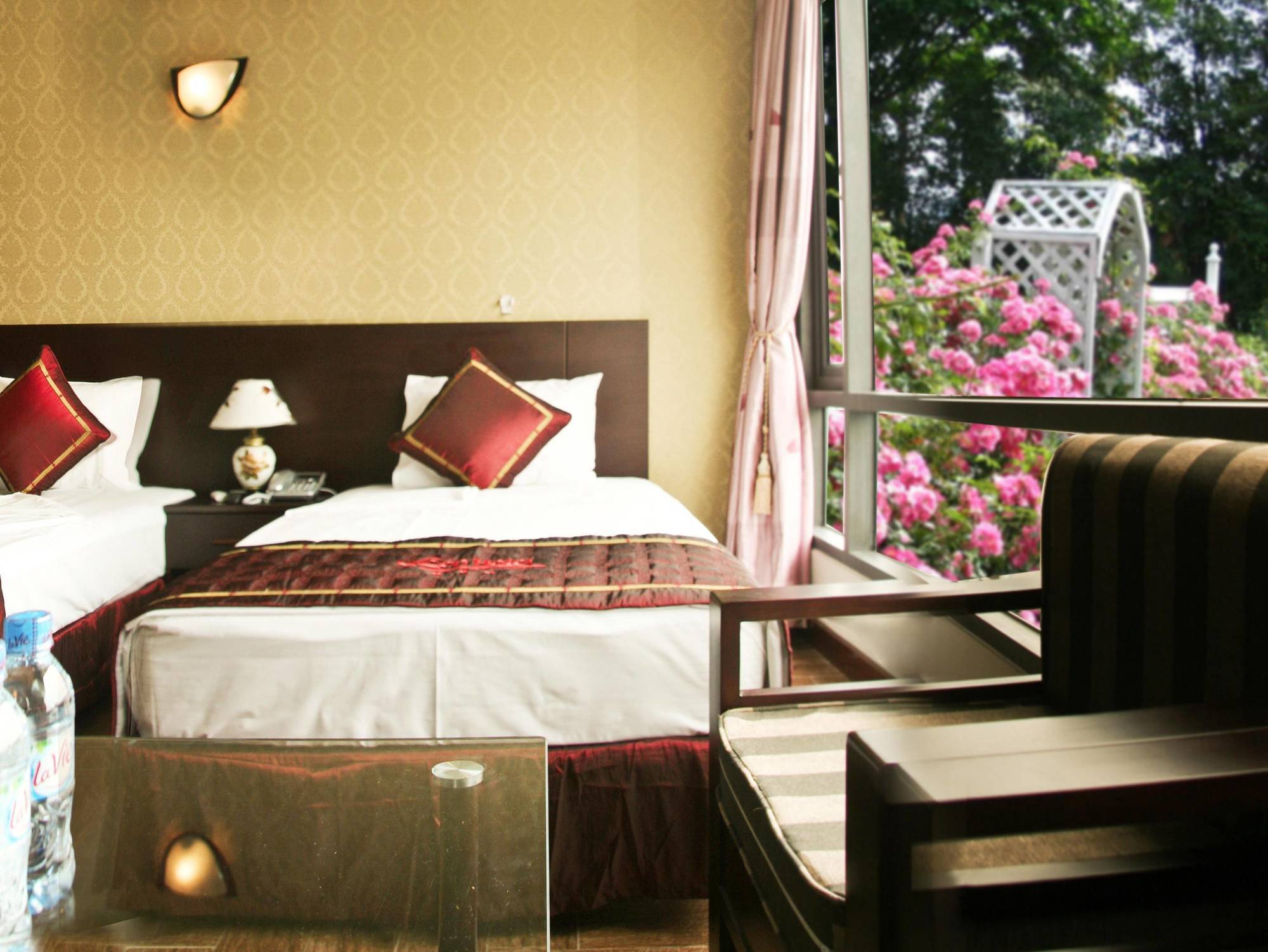 Sen Hotel - Managed By Sen Hotel Group Ханой Екстериор снимка