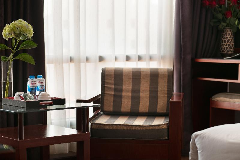 Sen Hotel - Managed By Sen Hotel Group Ханой Екстериор снимка